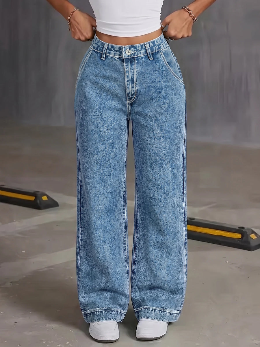 Classic High Rise Heart Pocket Wide Leg Jeans – front view
