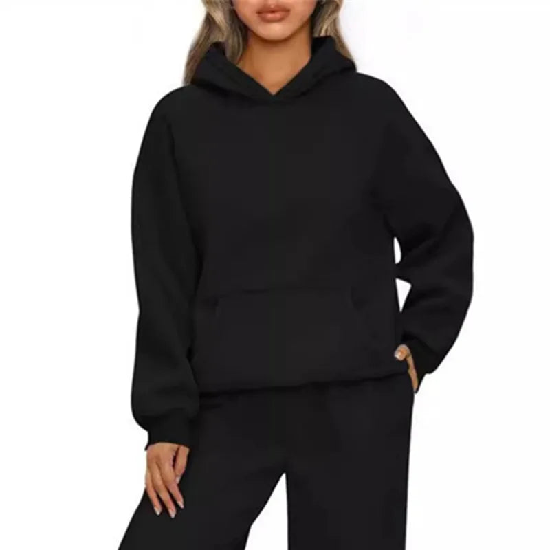 Essential Oversized Fleece Pullover Hoodie in Black