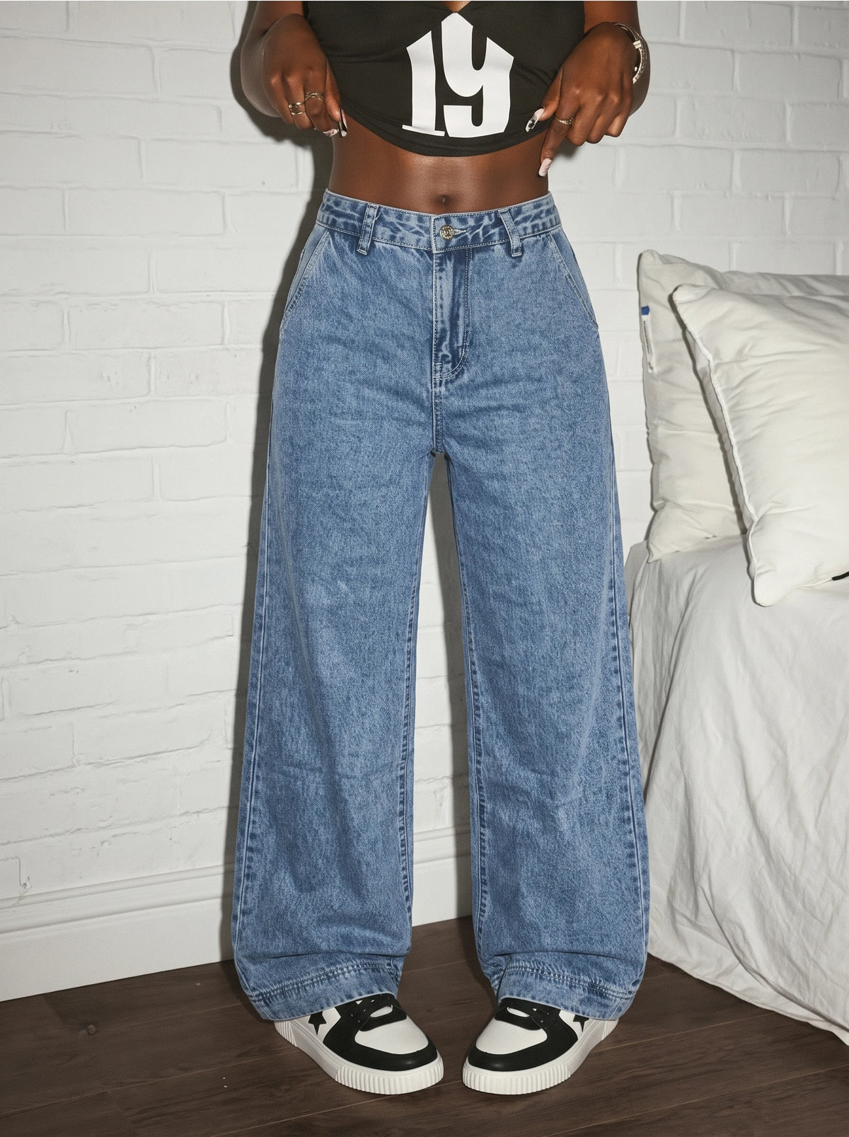 Classic High Rise Heart Pocket Wide Leg Jeans – view 4