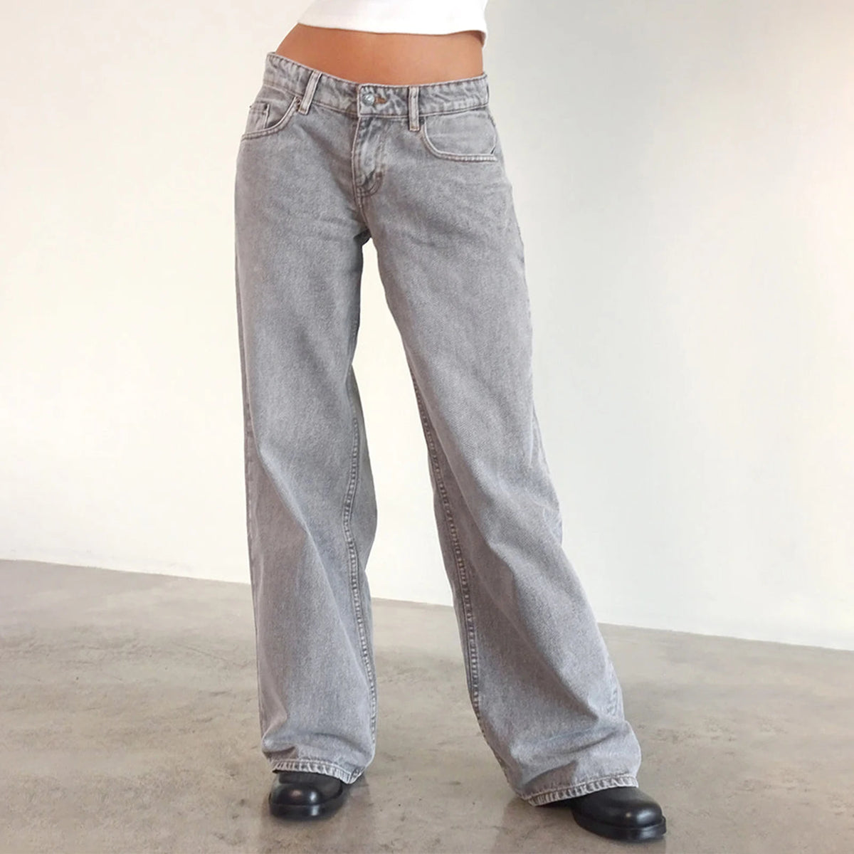 Classic Low Rise Baggy Wide Leg Jeans – view 3