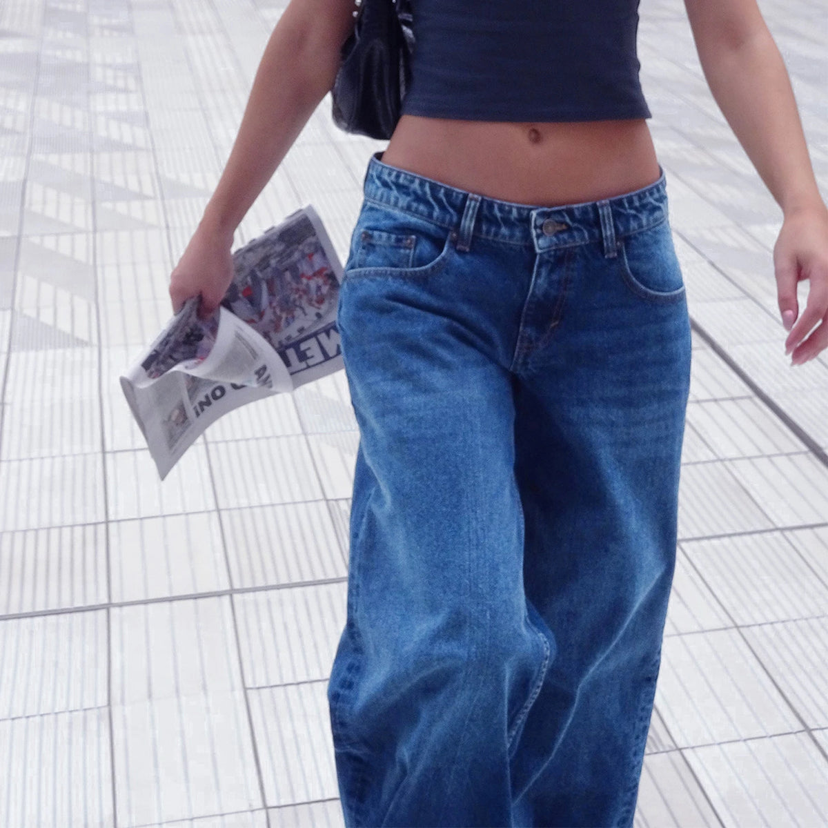 Classic Low Rise Baggy Wide Leg Jeans – view 2