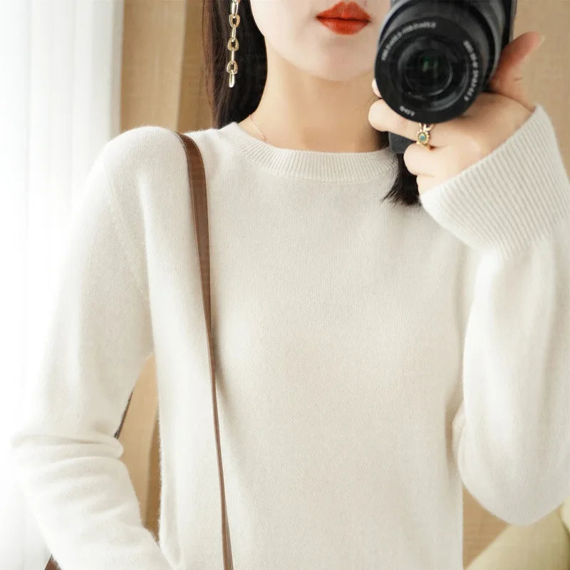 Essential Soft Knit Crew Neck Sweater in White