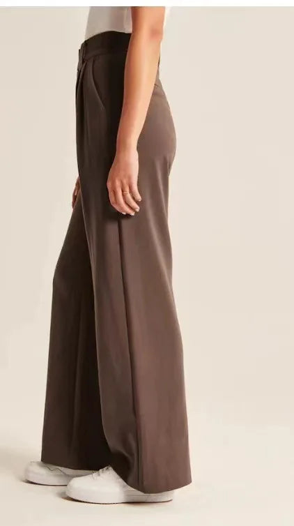 Classic Pleated High Waist Wide Leg Trousers in Brown